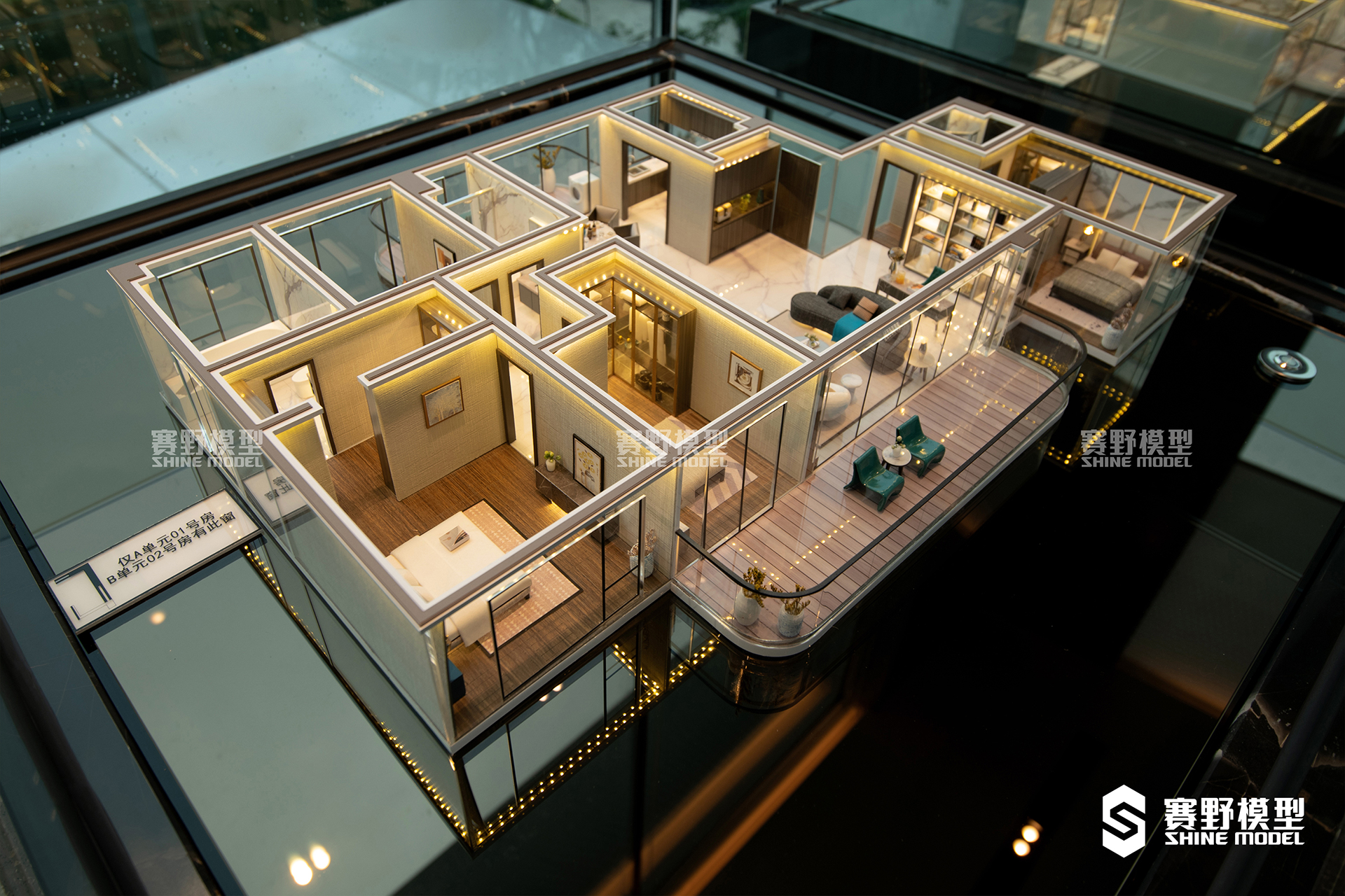 中国铁建·西派御江沙盘模型