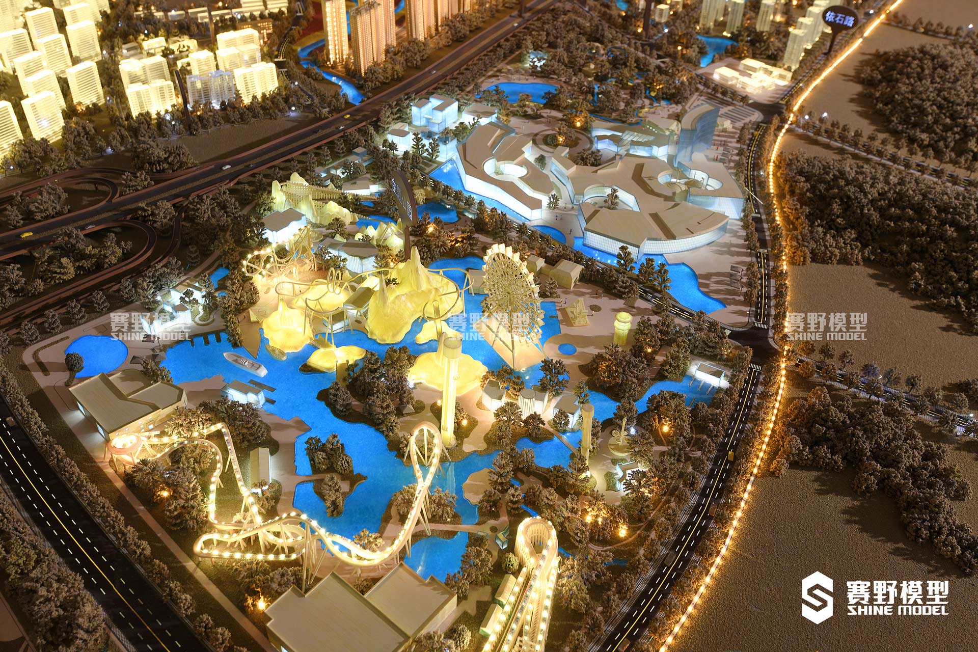 华侨城来雁新城商业综合体沙盘模型