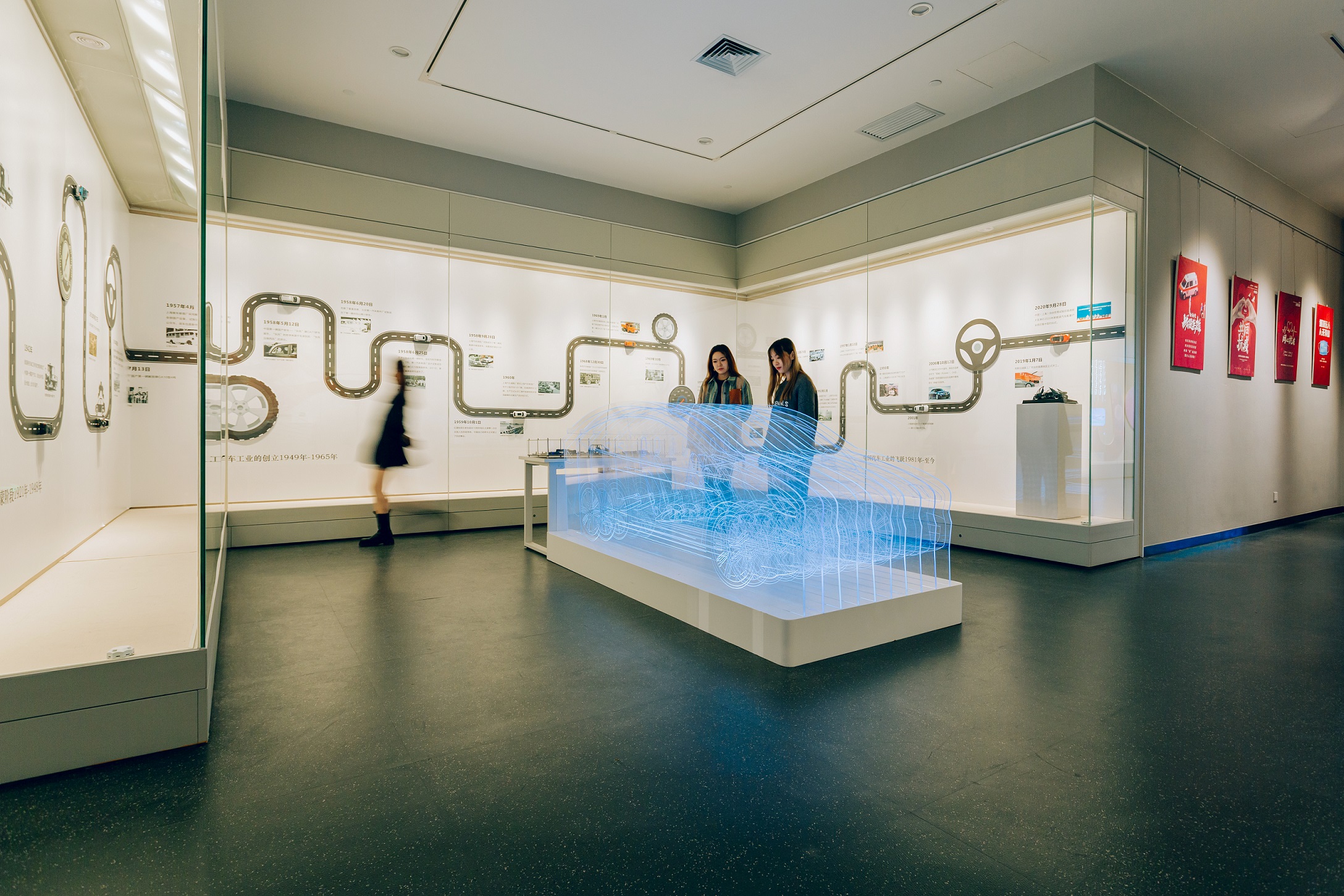 展会汽车发展史模型